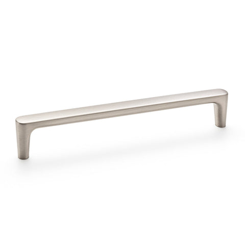 Furniture Handle H2125 Material: Zinc alloy Finish: Antibacterial Nickel BrushedAntibacterial Black Used look Nickel BrushedBlack Used lookChrome Polished Hole centres: 96 mm128 mm160 mm Dimensions: 171 x 27 mm108 x 27 mm140 x 27 mm Note: Please order scr