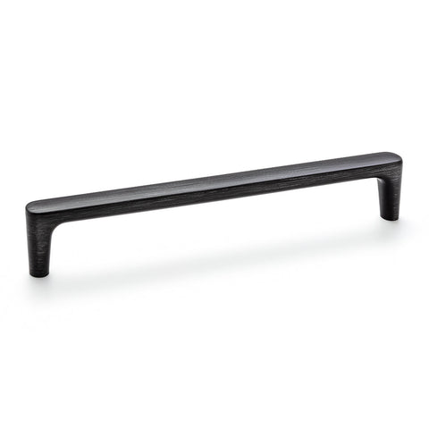 Furniture Handle H2125 Material: Zinc alloy Finish: Antibacterial Nickel BrushedAntibacterial Black Used look Nickel BrushedBlack Used lookChrome Polished Hole centres: 96 mm128 mm160 mm Dimensions: 171 x 27 mm108 x 27 mm140 x 27 mm Note: Please order scr