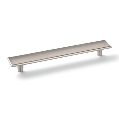 Furniture Handle H1975 Material: Zinc alloy Finish: Black MattBlack Nickel BrushedNickel Brushed Hole centres: 160 mm32 mm Dimensions: 200 x 23 mm52 x 23 mm Note: Please order screws separately:022.35.225: 22mm Screws for use with all Häfele handles where