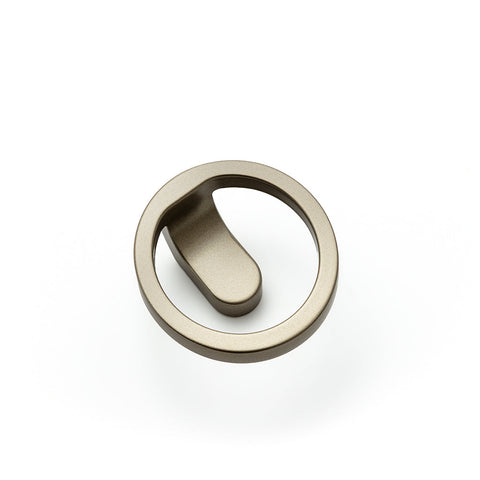 Furniture Knobs H2160 Material: Zinc alloy Finish: GraphiteBronzeMetallic Grey, Matt Dimensions: 51 x 22 mm Note: Please order screws separately:022.35.225: 22mm Screws for use with all Häfele handles where panel thickness is 16 - 18mm022.35.387: 38mm Scr