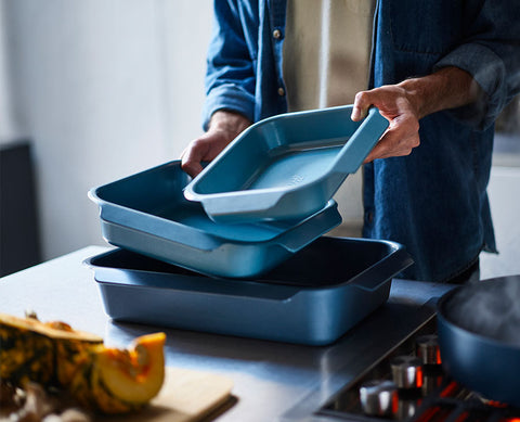 Nest™ Oven Non-stick Medium Blue Roasting Tray