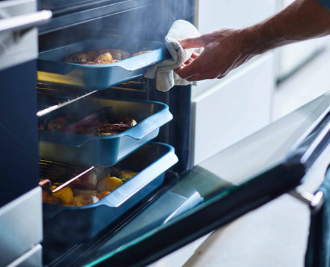 Nest™ Oven Non-stick Small Blue Roasting Tray