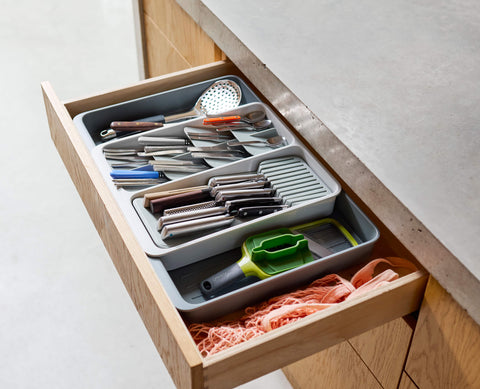 DrawerStore™ Expanding Tiered Cutlery, Utensil, Gadget & Knife Organiser