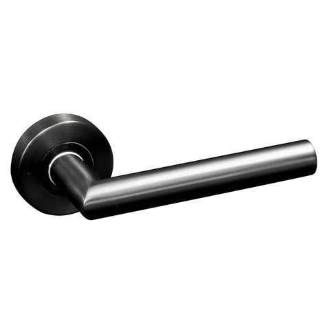 Glenelg Lever Handle Features: Hollow stainless steel handleStainless steel rose cover and diecast base Concealed through-bolt rose fixing press fit rose cover Finish: Satin stainless steelPolished stainless steelSatin brassAntique brassGraphite black Doo