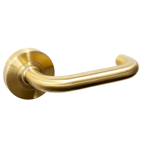 Prevelly Hollow Lever Handle Features: Solid stainless steel handleStainless steel rose cover and diecast baseConcealed through-bolt rose fixing Press fit rose cover Finish: Satin stainless steelPolished stainless steelSatin brassAntique brassGraphite bla