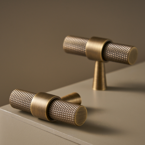 Bevan Solid Brass Handle | Bronze