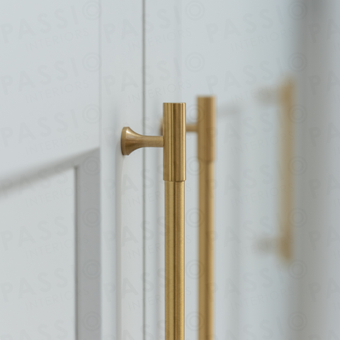 Freya Solid Brass Handle | Satin Brass (Grooved)