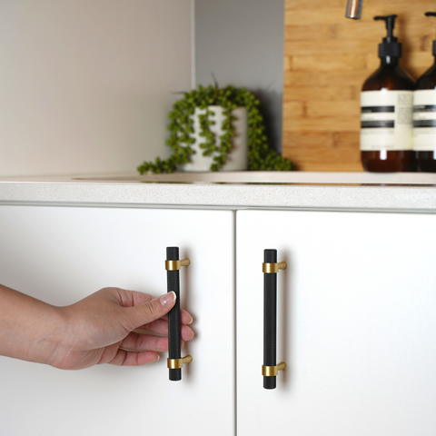 Bevan Solid Brass Handle | Black & Satin Brass