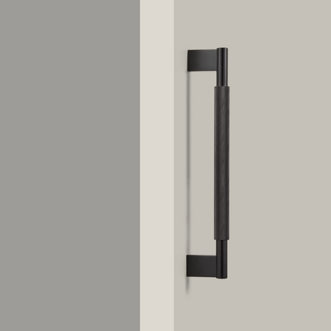 Pedro Single-Sided Solid Brass Entry / Appliance Pull | Black