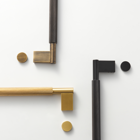 Pedro Single-Sided Solid Brass Entry / Appliance Pull | Bronze