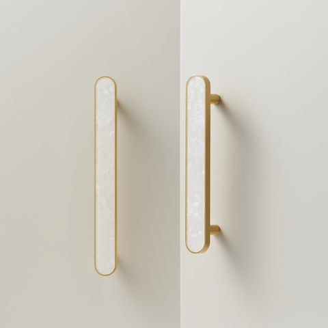 Prisma Solid Brass & Acrylic Round Handle | Satin Brass & Marbled White