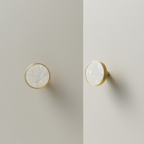 Prisma Solid Brass & Acrylic Round Knob | Satin Brass & Speckled White