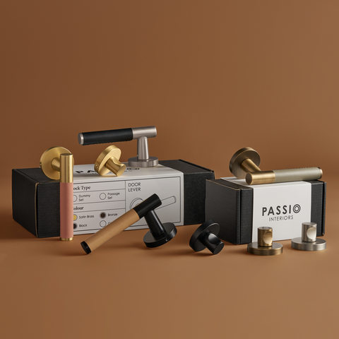 Santo Solid Brass Door Lever | Black & Torino Green (Crazy Horse Leather)