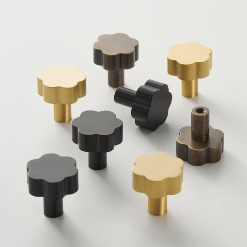 Wavey Solid Brass Knob II | Black