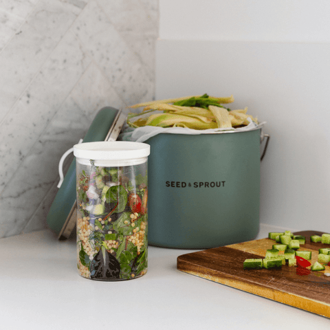 Kitchen Compost Bin Starter Set