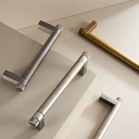 Linus Solid Brass Handle | Grinded Nickel S-L