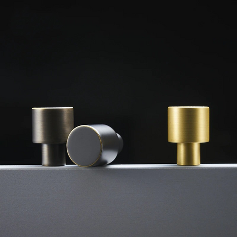 Dylan Solid Brass Knob | Bronze