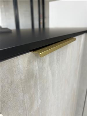 Krome Lip Aluminium