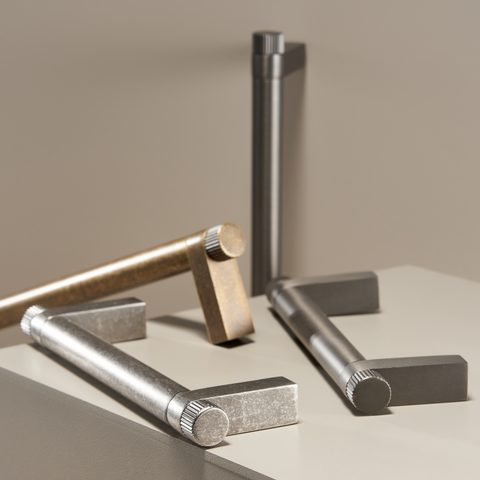 Linus Solid Brass Handle | Grinded Bronze S-L