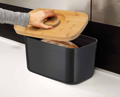 Bread Bin with Bamboo Lid Keep all your bread, rolls and pastries fresher for longer in this stylish bread bin, with a specially designed bamboo lid that doubles as a cutting board for chopping up your bread. Easy-clean storage bin with non-slip base Reve
