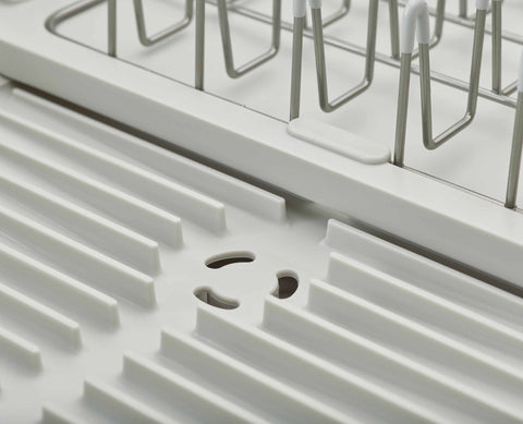 Extend™ Steel Expandable Stone Dish Drainer