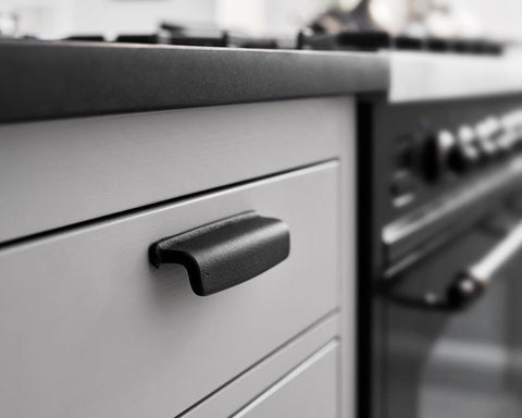 Furnipart Art Handle. Finish: Black.  Length: 117mm