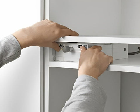 Blum SERVO-DRIVE Flex unit for refrigerators, freezers and dishwashers Z10C500A