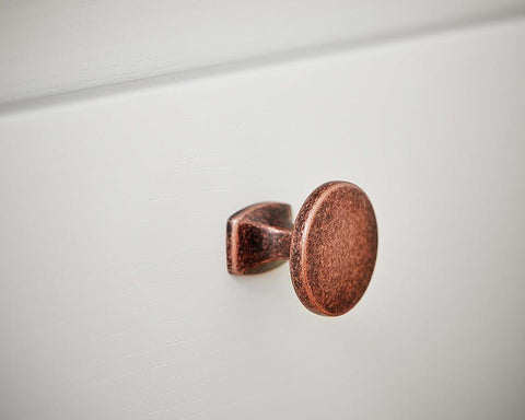 Furnipart Classic Knob. Finish: Antique Copper. Diameter: 34mm