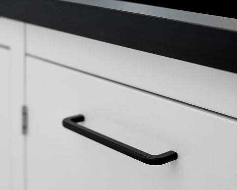 Furnipart Handle