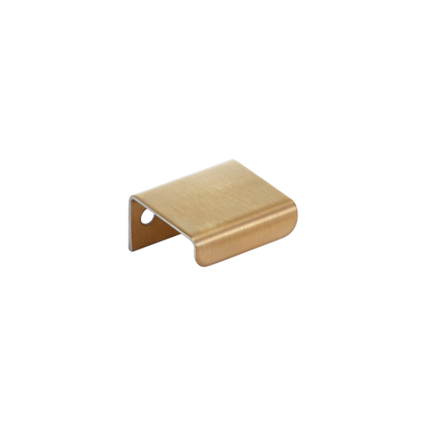 Momo Ferrara Lip Pull Collection
