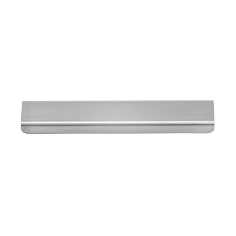 Momo Ferrara Lip Pull Collection