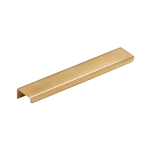 Momo Ferrara Lip Pull Collection