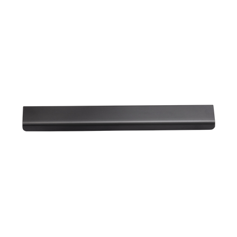 Momo Ferrara Lip Pull Collection
