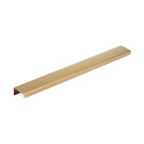 Momo Ferrara Lip Pull Collection