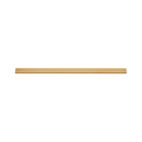 Momo Ferrara Lip Pull Collection