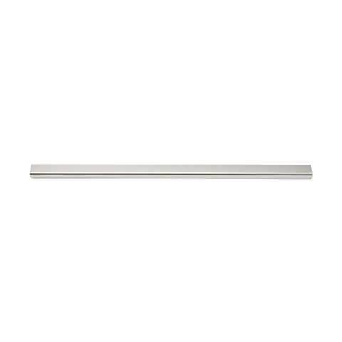 Momo Ferrara Lip Pull Collection
