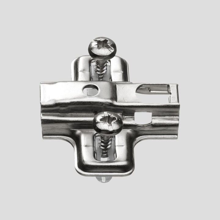 100 Mounting Plate — Euro Screws