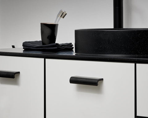 Furnipart Invert Handle. Finish: Matt Black. Length: 120mm