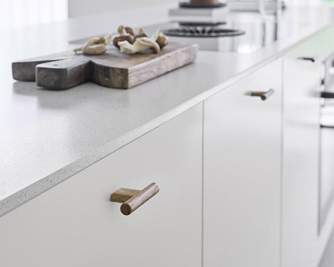 Furnipart Join Knob. Finish: Oak Clear Lacquered. Length: 80mm