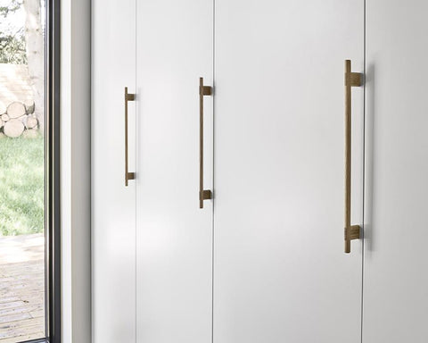 Furnipart Join Handle. Finish: Oak Clear Lacquered