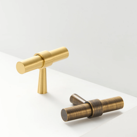 Kia solid brass handle in bronze finish, sleek and durable door or drawer handle