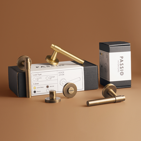 Kia Solid Brass Door Lever | Bronze