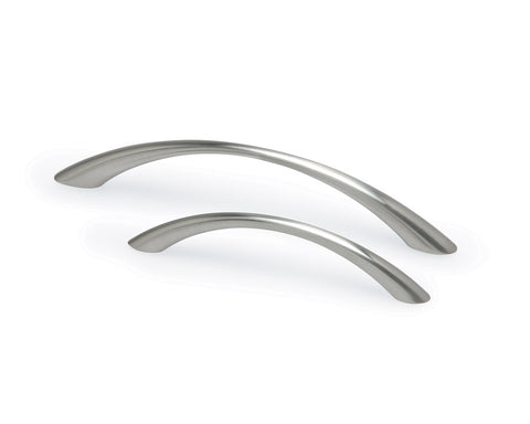 Tapered Bow Handle in Brushed Nickel. Size: 96mm Height: 22mm