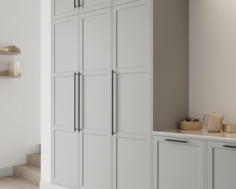 Furnipart Manor Long Handle. Length: 640mm