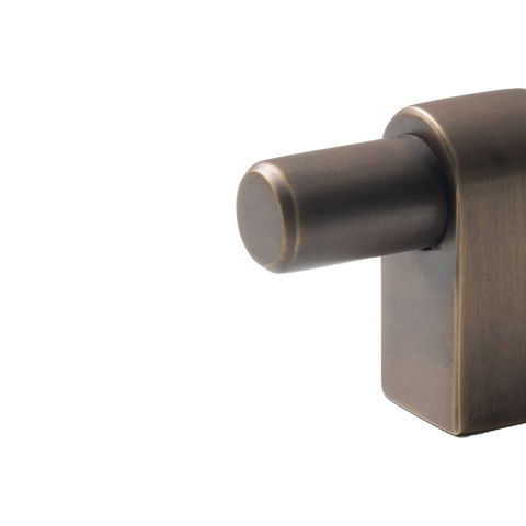 Maida T-Knob and Bar Handle