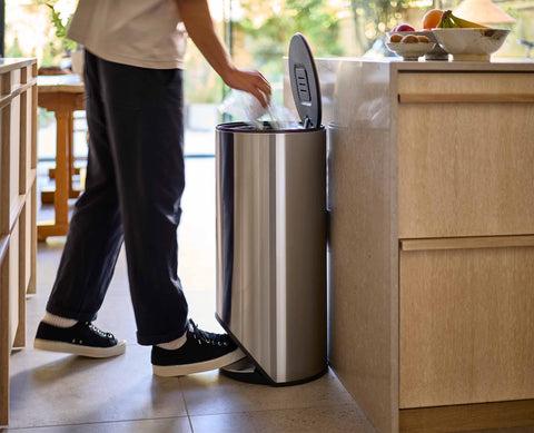 Arc™ 30L Easy-push Stainless-steel Pedal Bin
