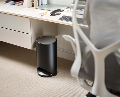 Arc™ 10L Easy-push Matt Black Pedal Bin