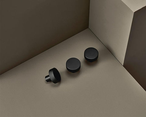 Furnipart Simon Knob. Finish: Black Powder Coated. Diameter: 35mm