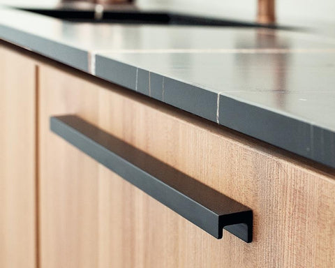 Furnipart Station Knob and Handle