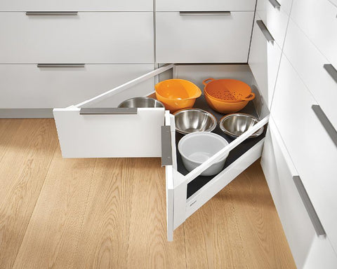 Blum TANDEMBOX antaro SPACE CORNER Drawer with Gallery Rail and SYNCHROMOTION